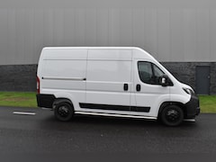 Peugeot Boxer - 2.2 BlueHDi 140 S&S L2H2 3.3t Euro 6 Nieuwe registratie 2024/ GEEN BPM/ L2H2/ achteruitrij