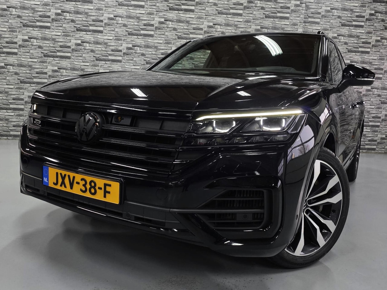 Volkswagen Touareg - 3.0 TSi 4MOTION R*462PK*Blackline*Bom vol - AutoWereld.nl