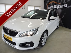 Peugeot 308 - 1.2 PureTech Blue Lease Executive Trekhaak | Pano | LMV | LED | Navi | Cruise