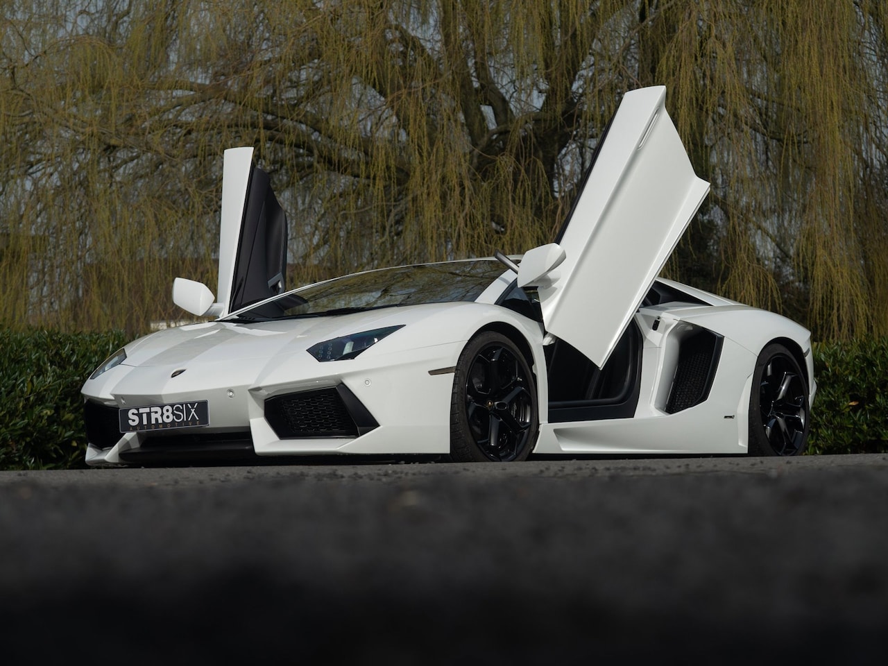 Lamborghini Aventador - LP700-4 6.5 V12 (2012) 700 PK | Bianco Isis | Capristo Exhaust | 4.960 km | Lift | CarPlay - AutoWereld.nl