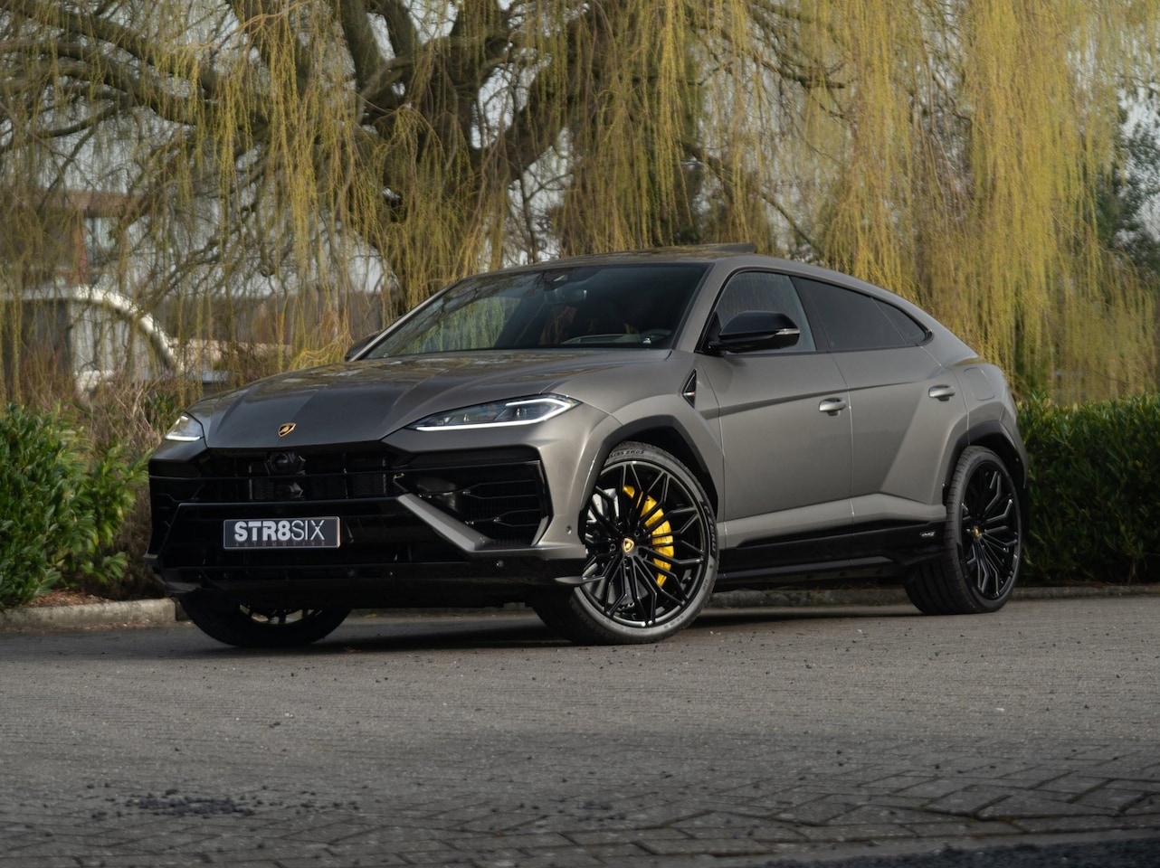 Lamborghini Urus - SE 4.0 V8 Hybrid (2025) 800PK | Full Option | 1.500 km | B&O | Rear Steering | Massage Sea - AutoWereld.nl