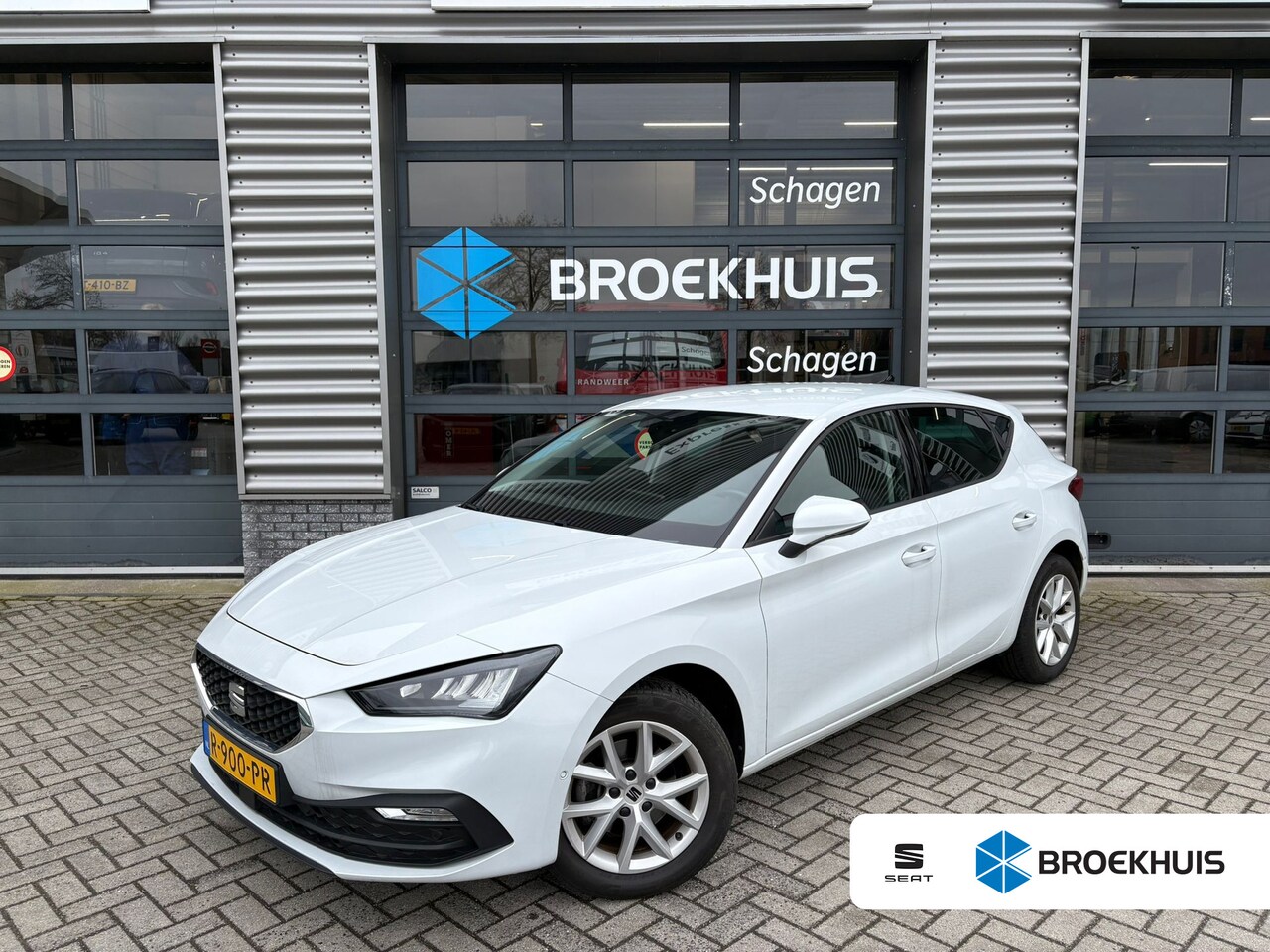 SEAT Leon - 1.0 eTSI 110 pk Style Business Intense 7-DSG | Achteruitrijcamera | Airco (automatisch) | - AutoWereld.nl