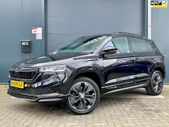 Skoda Karoq - 1.5 TSI ACT Sportline Business AUTOMAAT NAP CARPLAY KEYLESS DIGITALDASH CAMERA NAVI BLUETO