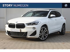 BMW X2 - sDrive18i M Sport Automaat / Panoramadak / Trekhaak / Sportstoelen / Comfort Access / LED