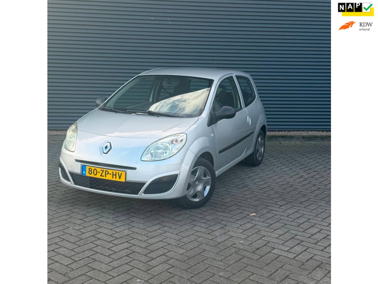 RENAULT TWINGO
