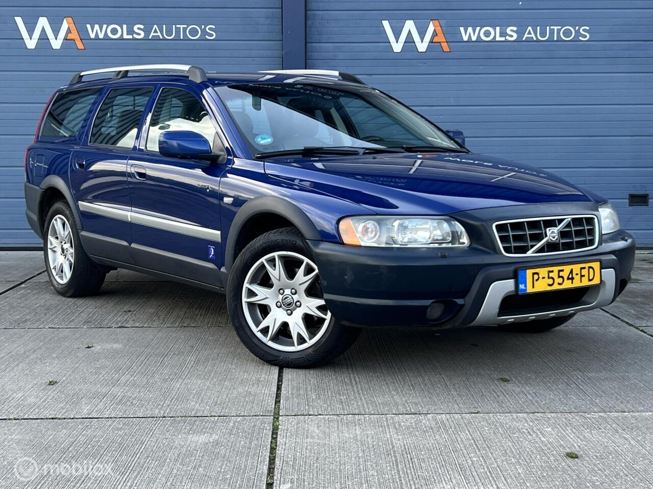 Volvo XC70 - 2.5 T Ocean Race / AUTOMAAT / TREKHAAK / UNIEK! - AutoWereld.nl