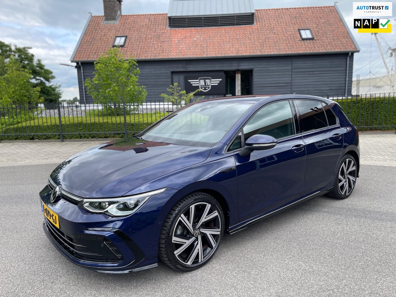 Volkswagen Golf - 1.5 TSI 2X R-LINE CAMERA VIRTUAL DISPLAY SFEERVERLICHTING IQ-LED - AutoWereld.nl