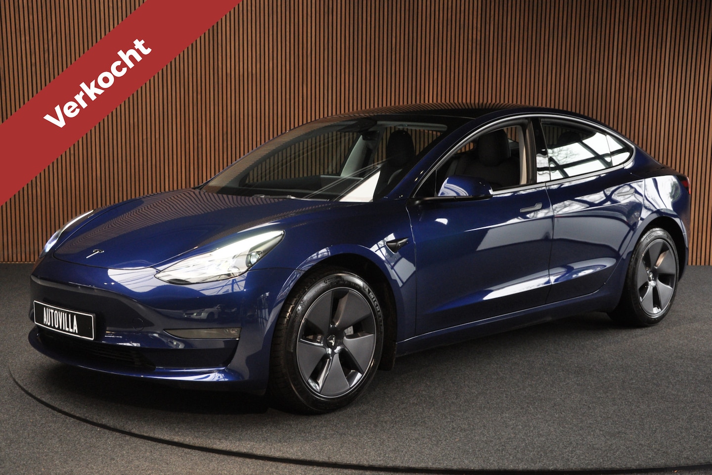 Tesla Model 3 - Long Range RWD Long Range AWD 78 kWh Autopilot ACC Stuurverw. PDC Leer Navi Panoramadak 360° Elektr. acht - AutoWereld.nl