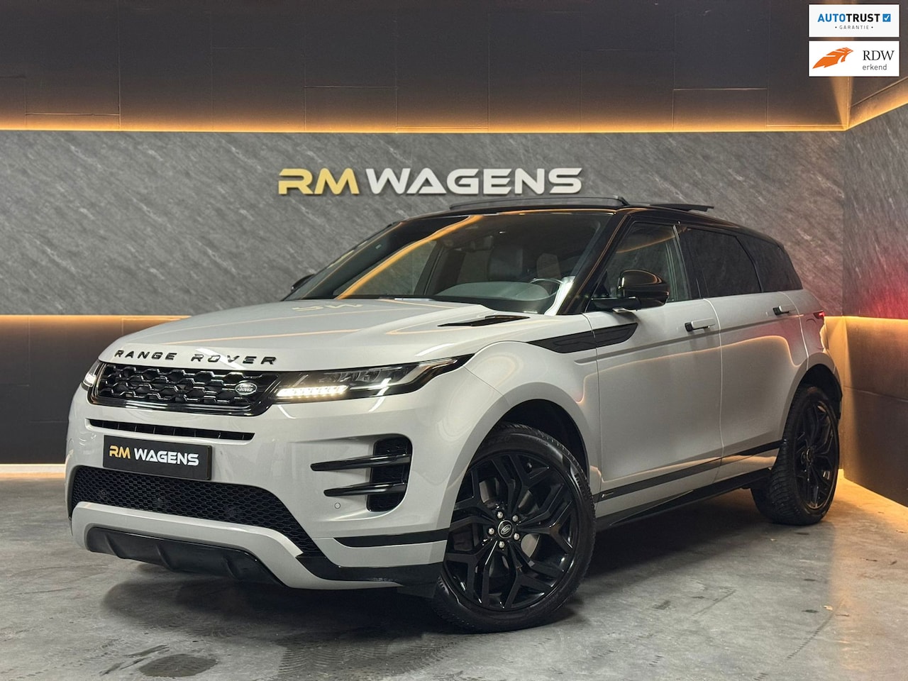 Land Rover Range Rover Evoque - 1.5 P300e AWD R-Dynamic SE 1.5 P300e AWD R-Dynamic SE|PANO|LEDER|VOL - AutoWereld.nl