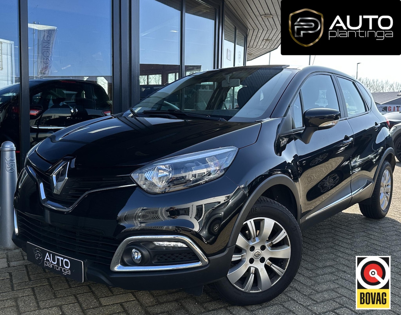 Renault Captur - 0.9 TCe Expression 90PK | Nette Staat | DEALERONDERHOUDEN | NL AUTO | Trekhaak | Keyless E - AutoWereld.nl