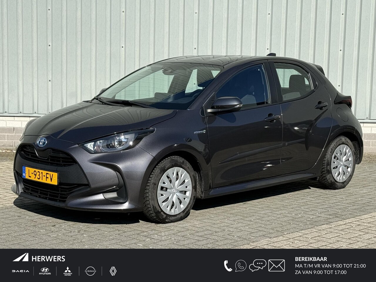 Toyota Yaris - 1.5 Hybrid Active / Camera / Trekhaak / Adaptive Cruise Control / Apple CarPlay/Android Au - AutoWereld.nl