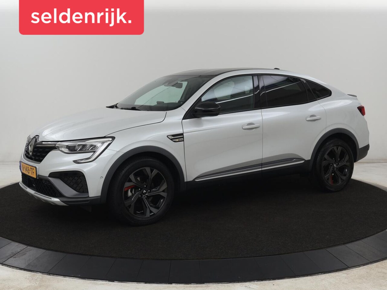 Renault Arkana - 1.6 E-Tech Hybrid 145 R.S. Line | Leder/Alcantara | Stoelverwarming | Adaptive cruise | Ca - AutoWereld.nl