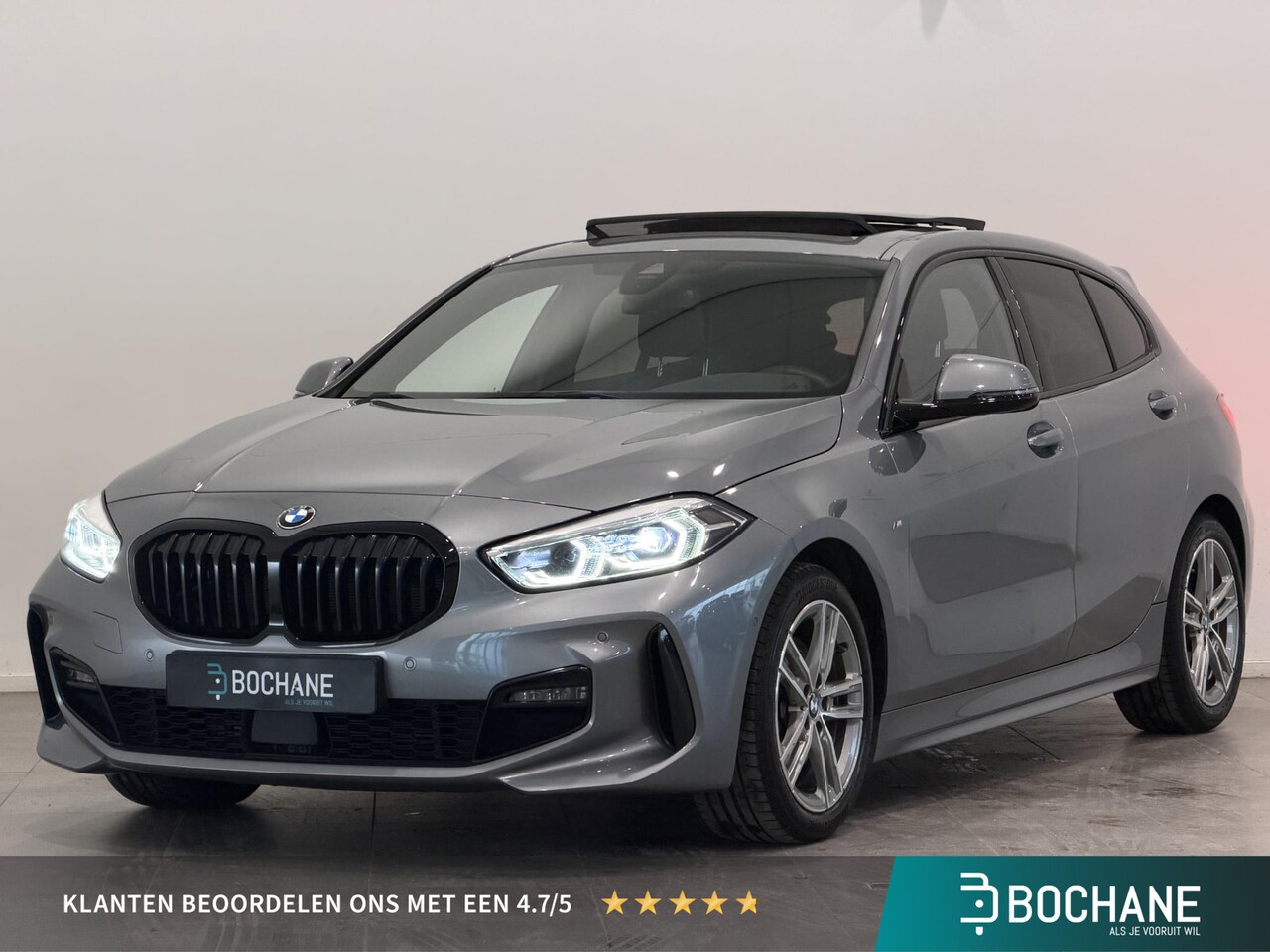 BMW 1-serie - 118i Business Edition | M sport | Panoramadak | LED | Achteruitrijcamera | Lichtmetalen ve - AutoWereld.nl