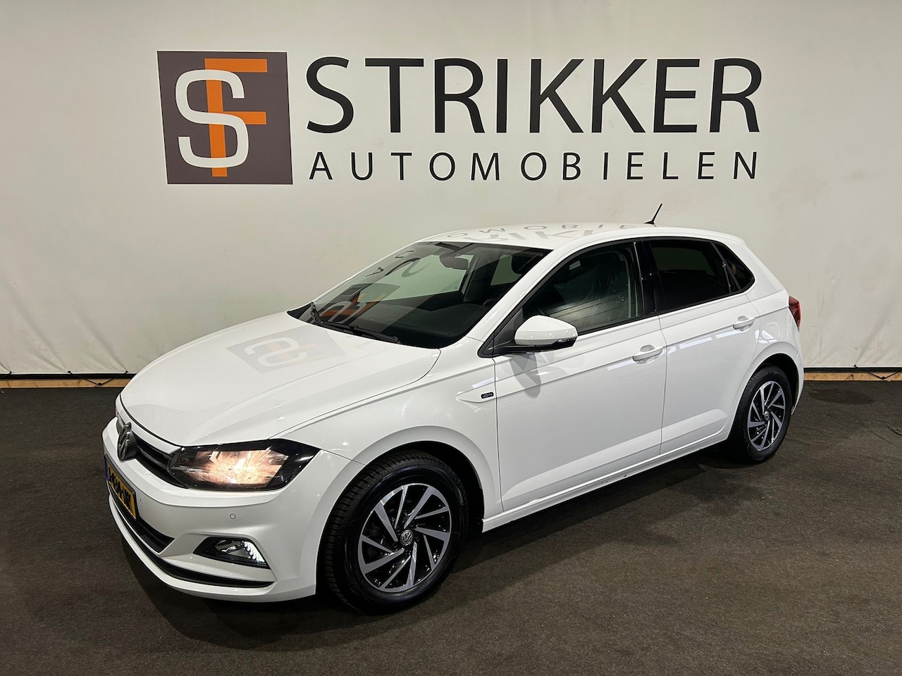Volkswagen Polo - 1.0 MPI Comfortline Business 1.0 MPI Comfortline Business - AutoWereld.nl