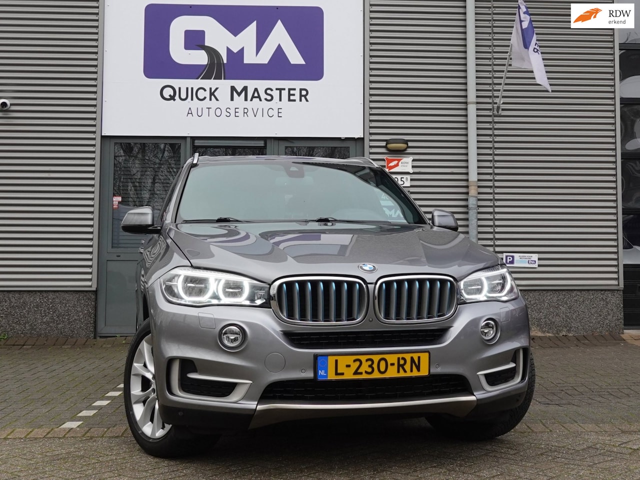 BMW X5 - XDrive40e iPerformance High Executive - Panorama - incl. dakkoffer - AutoWereld.nl