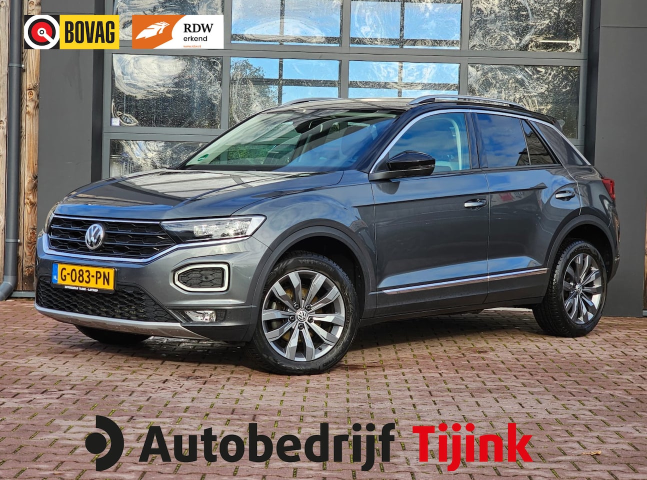 Volkswagen T-Roc - 1.5 TSI Sport Business R | Automaat | Trekhaak | Lane Assist | Blind Spot | LED | Navi | A - AutoWereld.nl