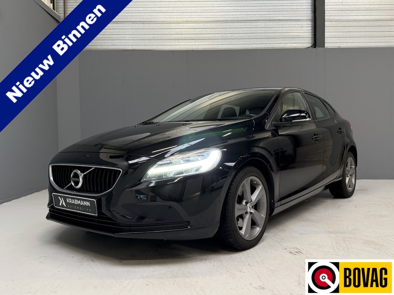 Volvo V40 - 2.0 T2 Momentum LED|Cruise|Navi|Winterpack - AutoWereld.nl