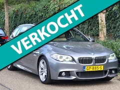 BMW 5-serie Touring - 520i M Sport High Executive 6WB teller Panorama Elk. Stoelen NAP PUNT GAAF 100% dealeronde