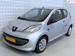 Peugeot 107 - 1.0-12V XR MOTOR DEFECT