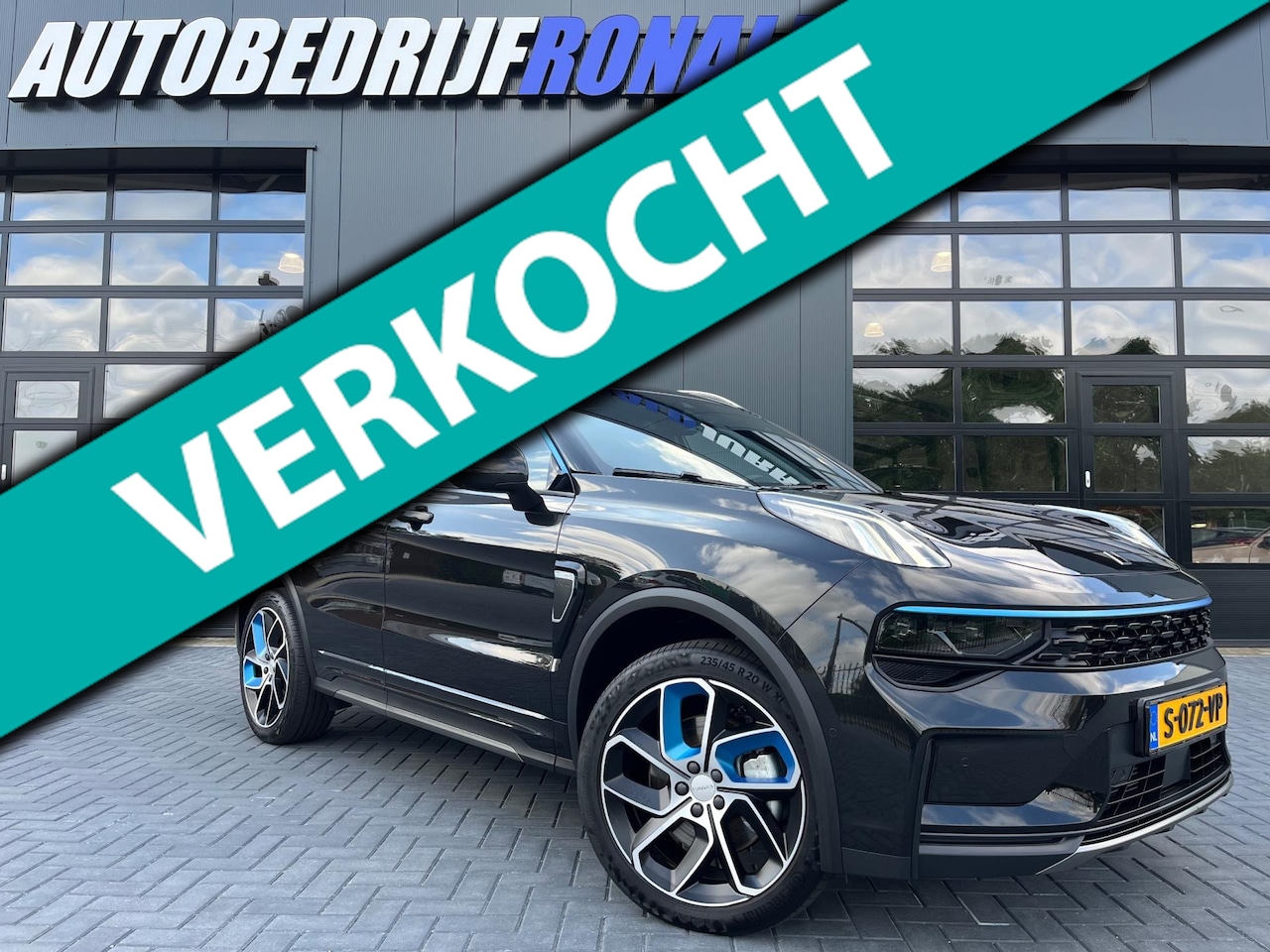 Lynk & Co 01 - 1.5 N NL.Auto/Zwarte Hemel/Full Opties/360 Camera/Panoramadak/Automaat/Carplay/262Pk/1Ste - AutoWereld.nl