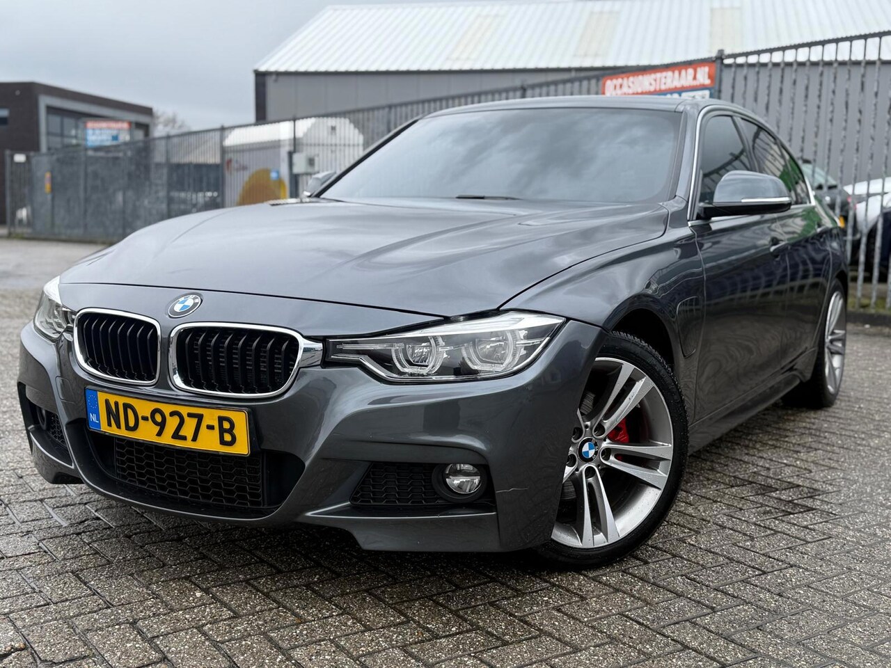 BMW 3-serie - 330e#M-SPORT#NAP#Aut#Carplay# - AutoWereld.nl