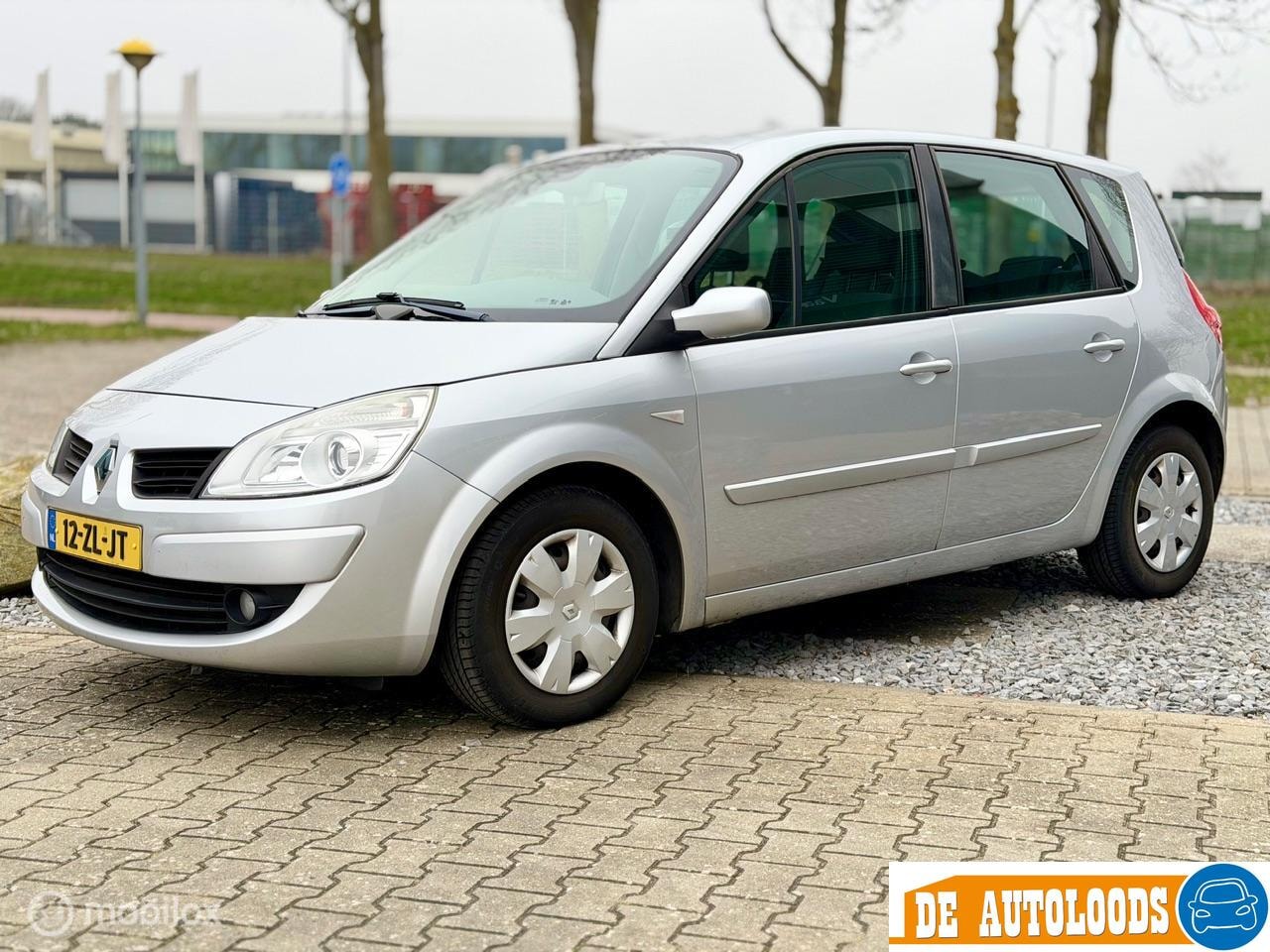 Renault Scénic - 1.6-16V Business Line | NAVI | PDC | Trekhaak - AutoWereld.nl