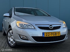 Opel Astra Sports Tourer - 1.4 Selection Airco Cruise Control Apk 03-03-2027