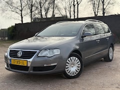 Volkswagen Passat Variant - 2.0 FSI Comfortline Business