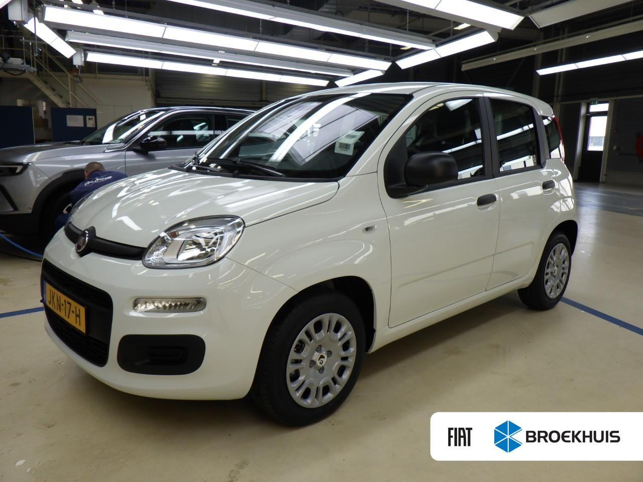 Fiat Panda - 1.0 Hybrid City 8 Jaar Garantie! | Parkeersensoren | Airco | Cruise Control | Bluetooth | - AutoWereld.nl