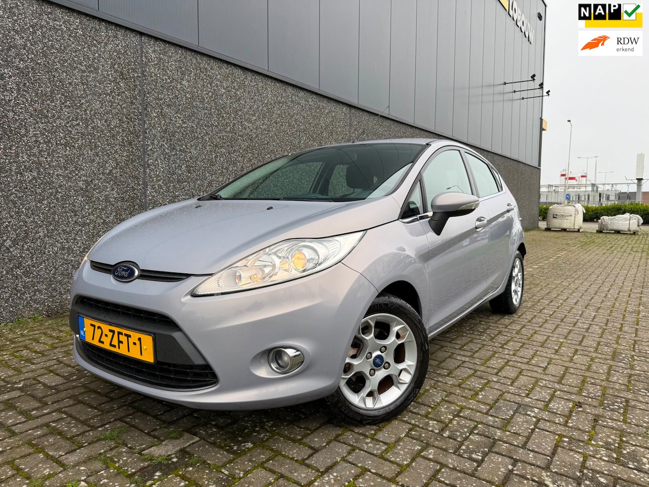 Ford Fiesta - 1.25 Titanium/Nieuwe APK en beurt/ - AutoWereld.nl