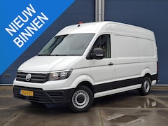 Volkswagen Crafter - 35 2.0 TDI L3H3 Highline AUTOMAAT / STANDKACHEL / TREKHAAK / CARPLAY / NAVI