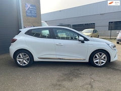 Renault Clio - 1.6 E-Tech Hybrid 140 Business