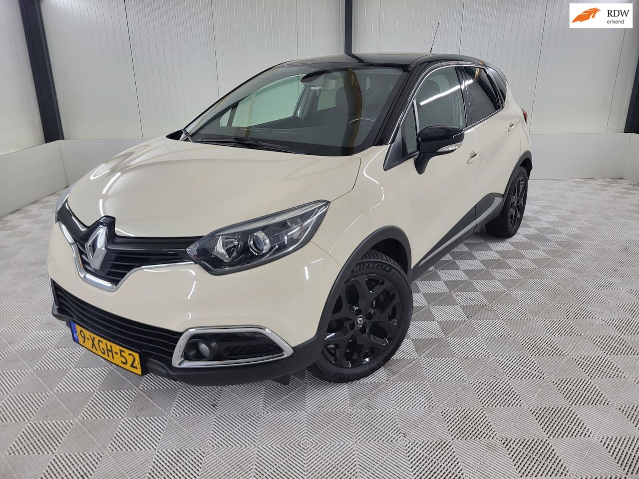 Renault Captur - 0.9 TCe Dynamique 0.9 TCe Dynamique, Trekhaak, Navigatie - AutoWereld.nl