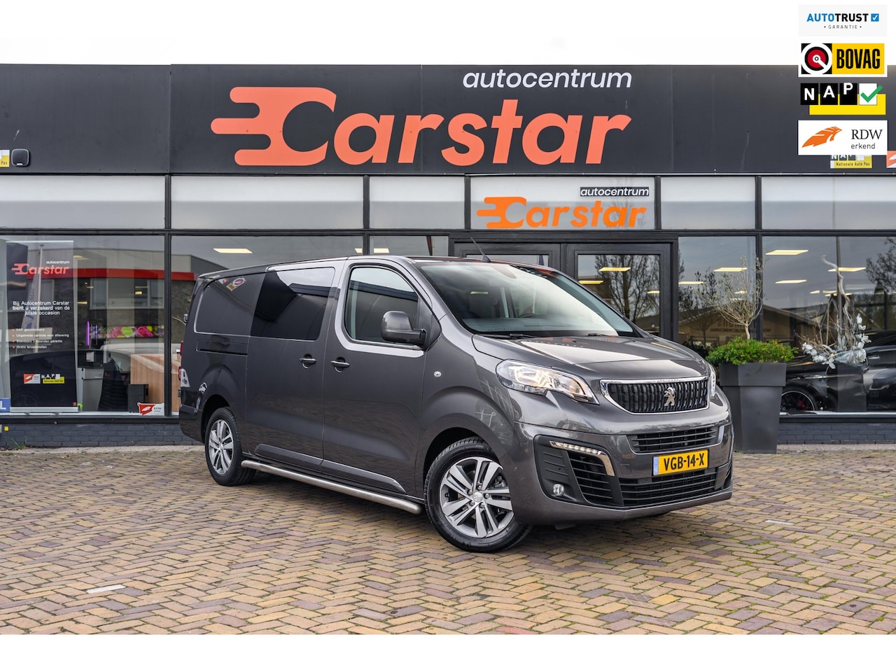 Peugeot Expert - 2.0 BlueHDI 180 Long Premium|6-pers|Camera|Automaat - AutoWereld.nl