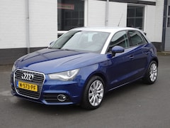 Audi A1 Sportback - 1.4 TFSI Attraction Airco, cruise controle, navigatie, stoel verwarming, parkeersensoren,