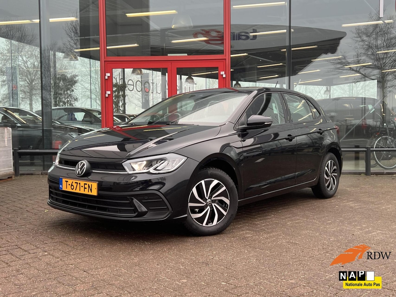 Volkswagen Polo - 1.0 TSI Life Airco Camera Virtual Adap cruise - AutoWereld.nl