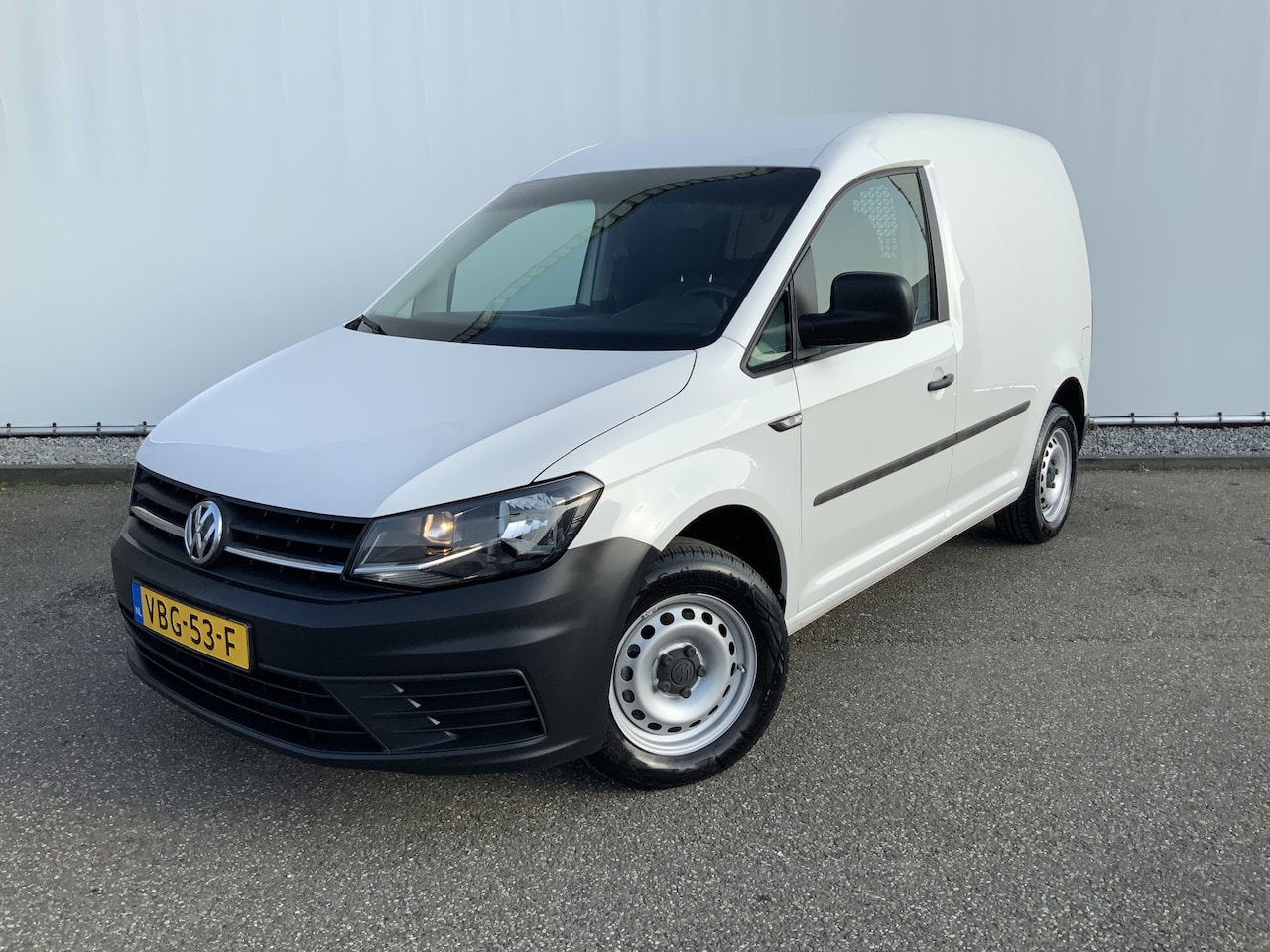 Volkswagen Caddy - 2.0 TDI L1H1 BMT Trendline Airco Cruise Trekhaak 1500 kg Euro 6 - AutoWereld.nl