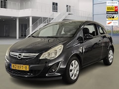 Opel Corsa - 1.2-16V Color Edition 1e Eig. 41.200 km +NAP NL-auto