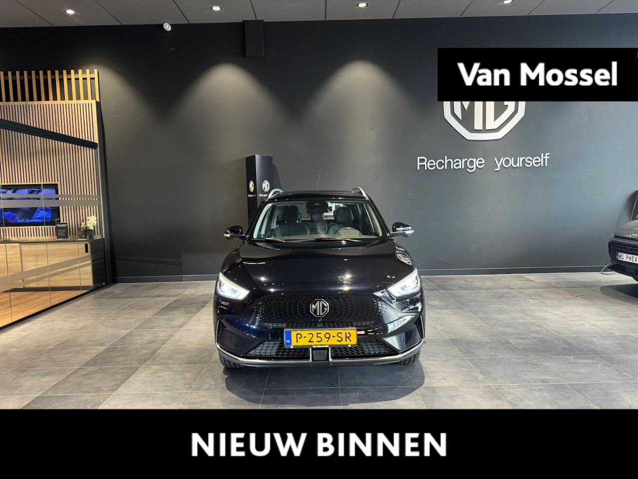 MG ZS - Standard Range Luxury 50 kWh - AutoWereld.nl