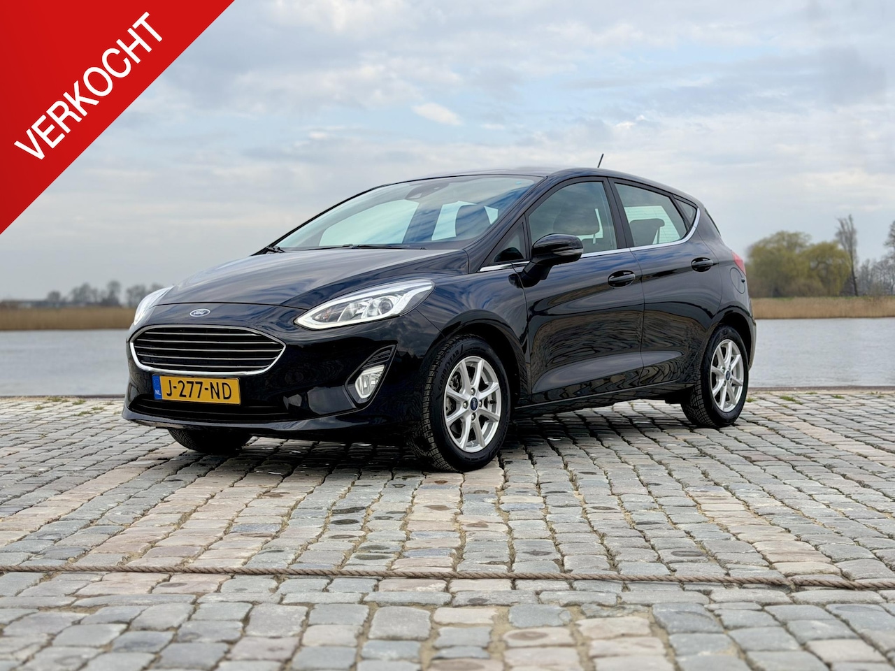 Ford Fiesta - 1.0 EcoBoost Titanium|Winterpack|Carplay - AutoWereld.nl