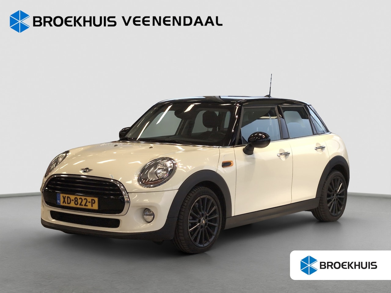 MINI Cooper - 1.5 Pepper | Cruise Control | Navi | Bluetooth | | Afwijkende dakkleur | Bluetooth telefoo - AutoWereld.nl