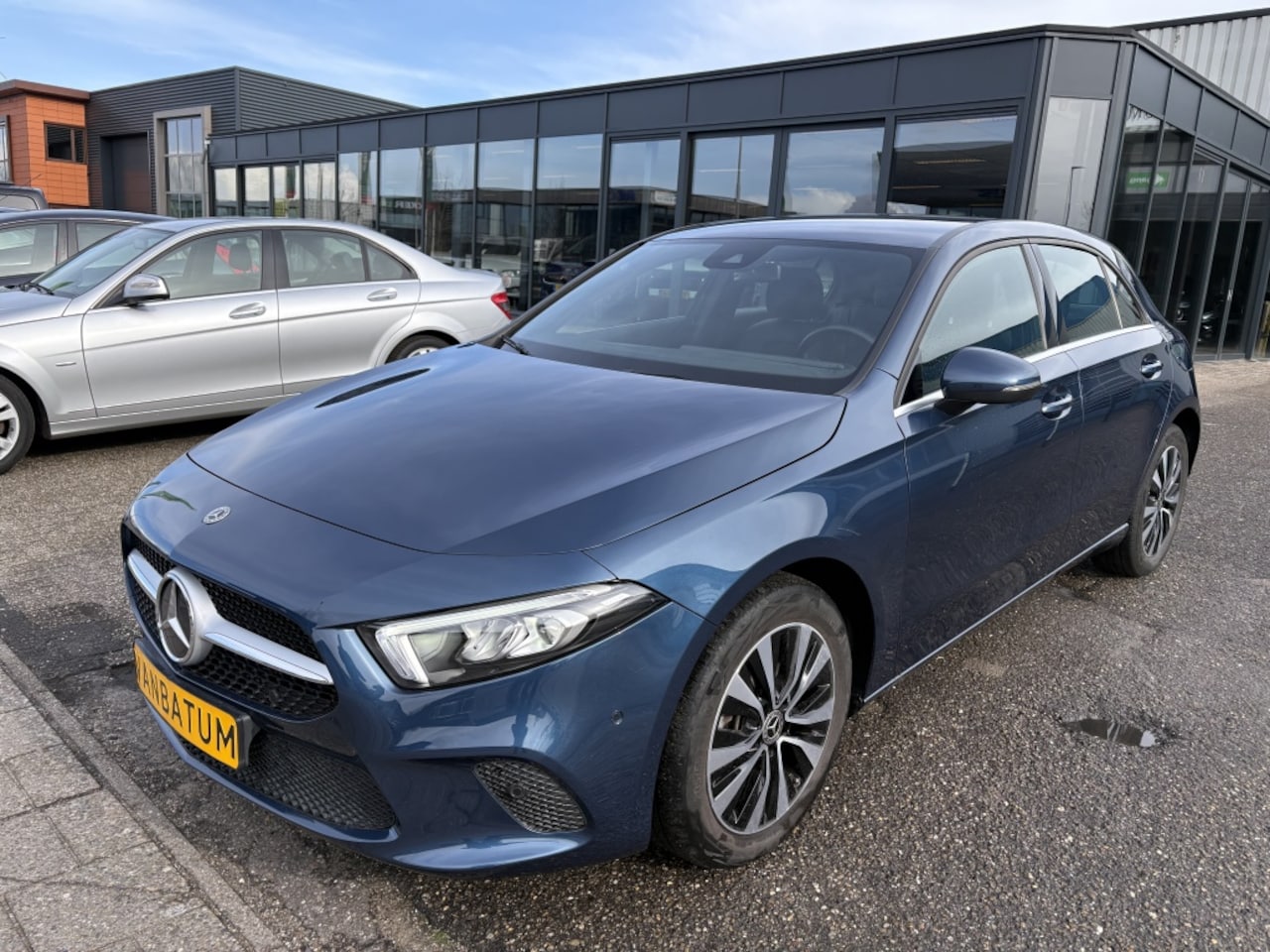 Mercedes-Benz A-klasse - 250 e Premium 250 e Premium - AutoWereld.nl