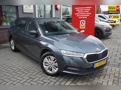 Skoda Octavia Combi - 1.0 e-TSI Business Edition / Carplay / Cruise control / Trekhaak