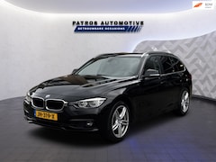 BMW 3-serie Touring - 318i Centennial High Executive Automaat | Leder | Navi | Dealer onderhouden