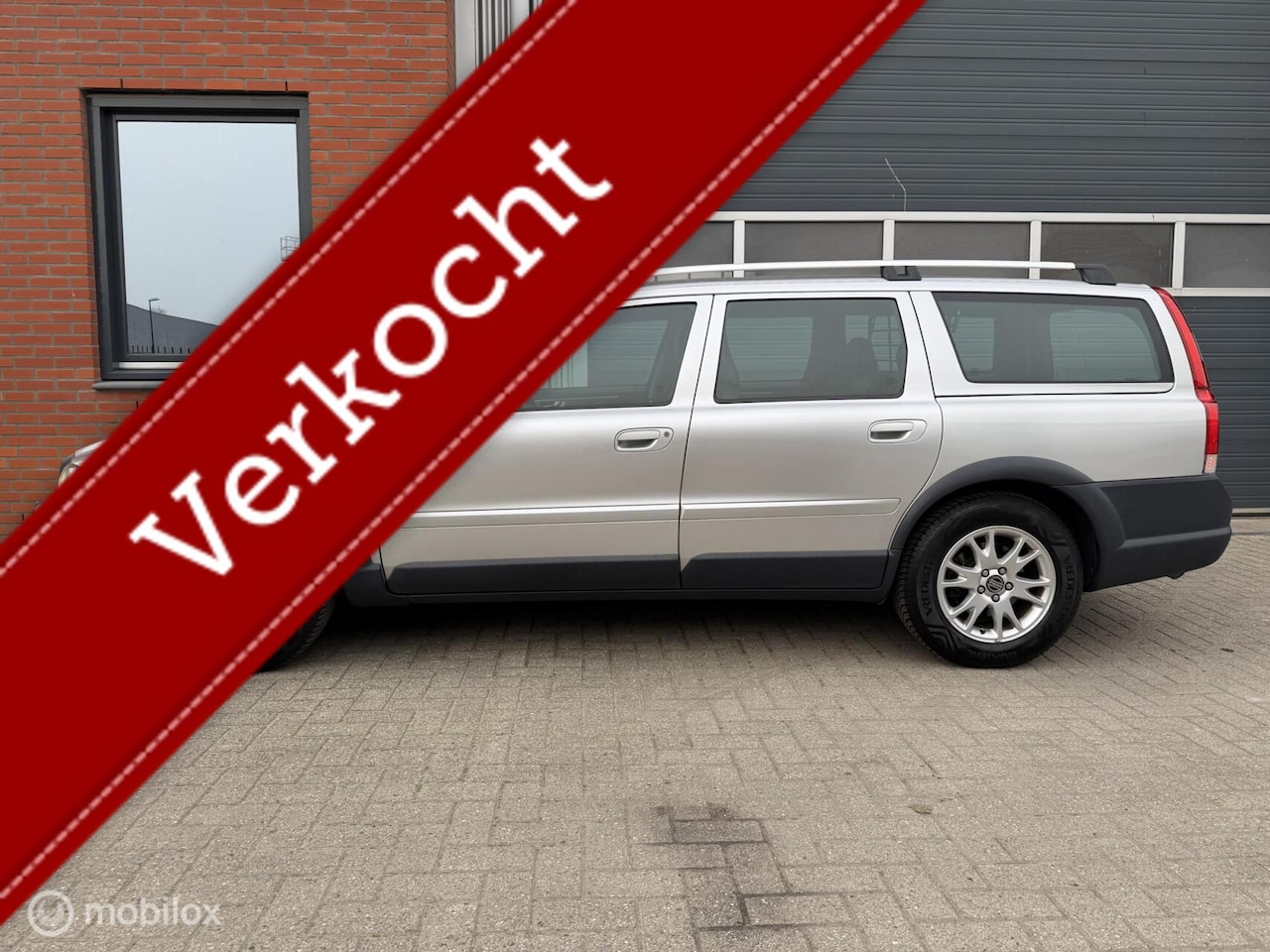 Volvo XC70 - 2.5T Aut. Summum - LPG G3 - - AutoWereld.nl