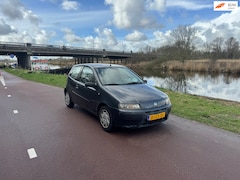Fiat Punto - 1.2 Dynamic |NW APK|