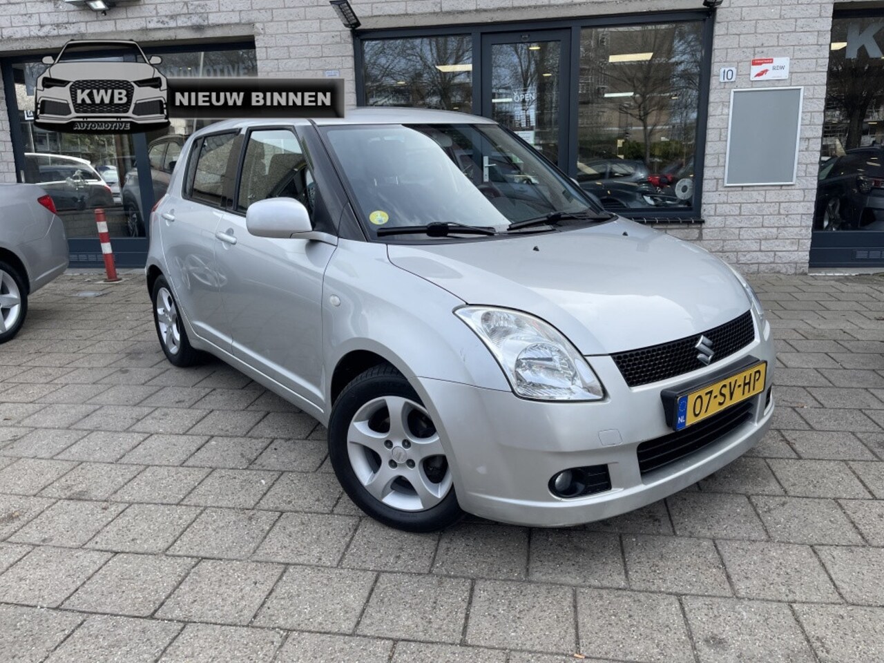 Suzuki Swift - 1.3 Shogun 5Drs Airco Nieuwe Versnellingsbak - AutoWereld.nl