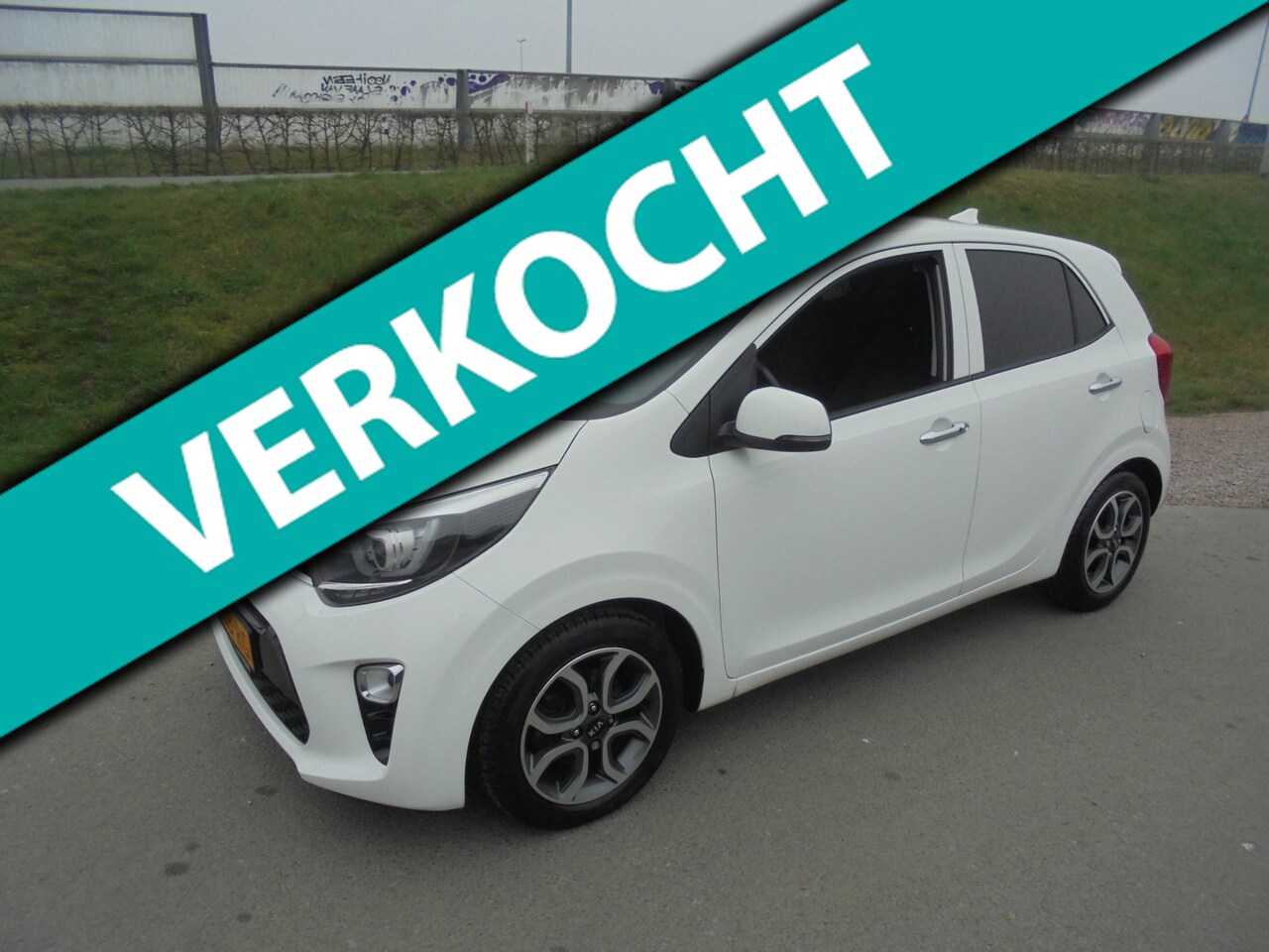 Kia Picanto - Kia Picanto 1.0 benzine airco lmv camera 49.000km eerste eigenaar - AutoWereld.nl