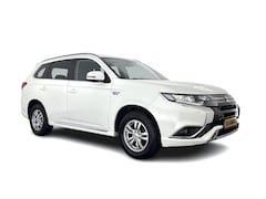 Mitsubishi Outlander - 2.4 PHEV Pure (Plug-In) (INCL-BTW) Aut *FULL-LED | KEYLESS | CAMERA | HEATED-COMFORTSEATS