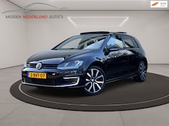 Volkswagen Golf - 1.4 TSI GTE Highline * PANORAMA * VOL LEDER * NL AUTO * CAMERA